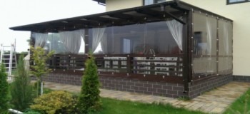 Transparent and protective curtains for arbors and verandas-0